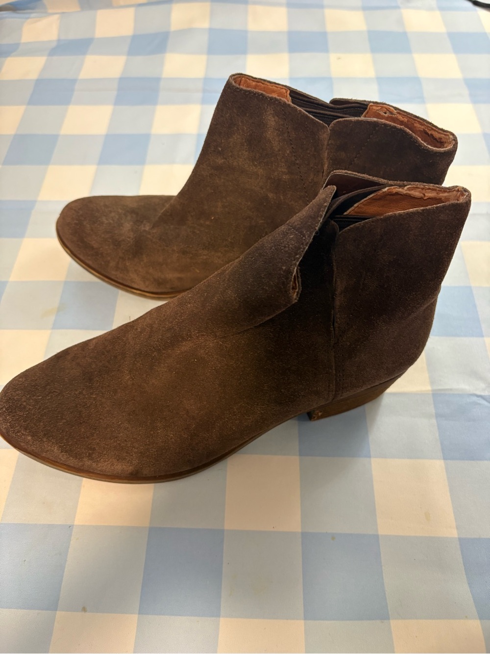 9M Brown Suede Ankle Boots by Lucky Brand-1” Wood Block Heel Rich Color!